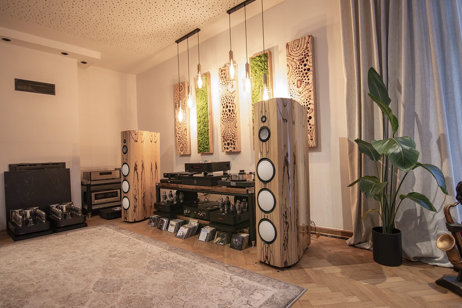 Zestaw audio hi end z kolumnami głośnikowymi Lumen White