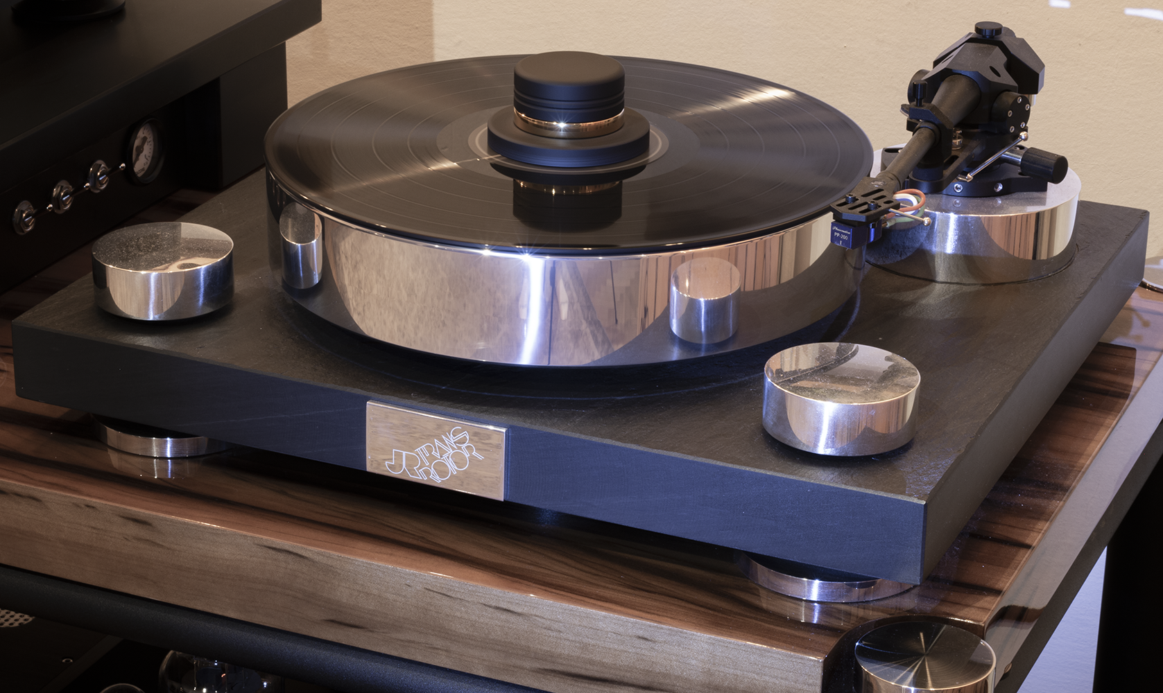 Zestaw audio hi end - gramofon Transrotor La Roccia